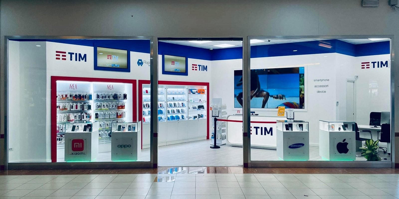 Arredamento per negozio di telefonia