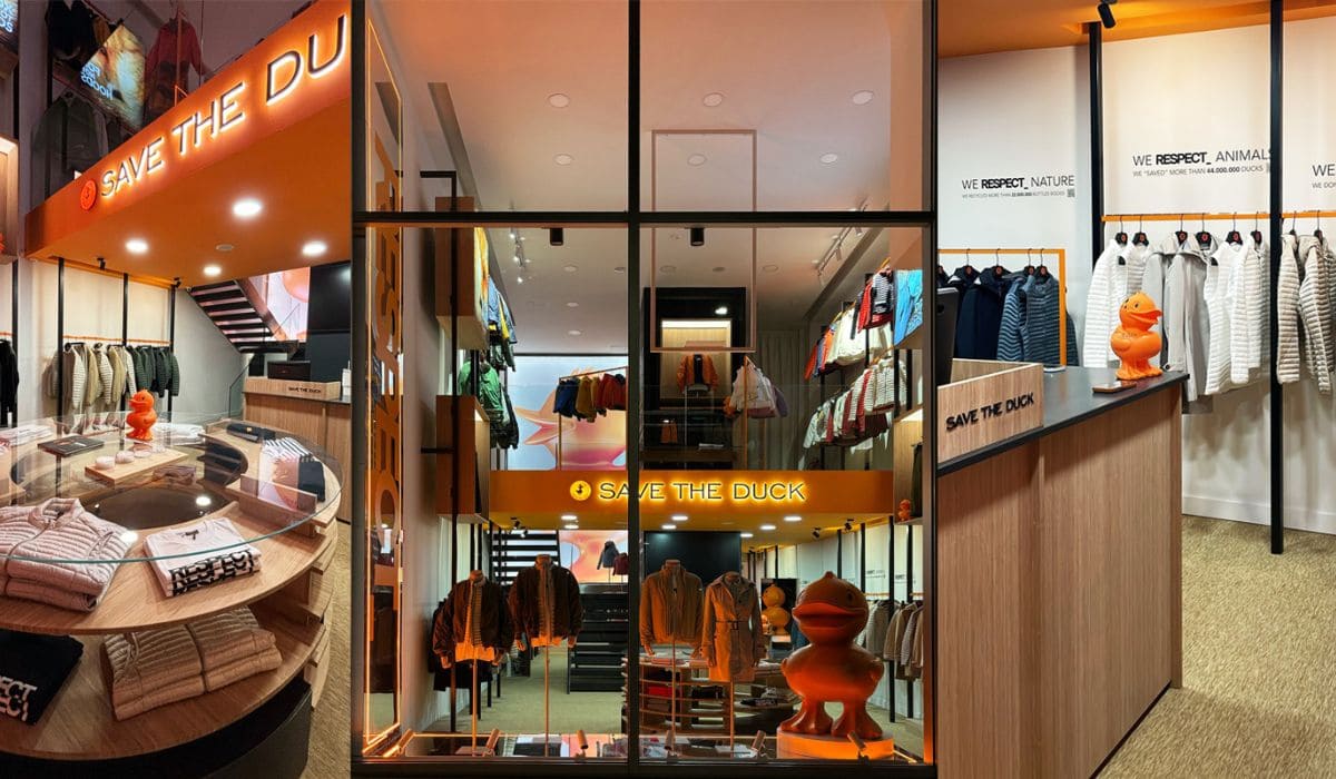 scaffali arredamento negozio abbigliamento